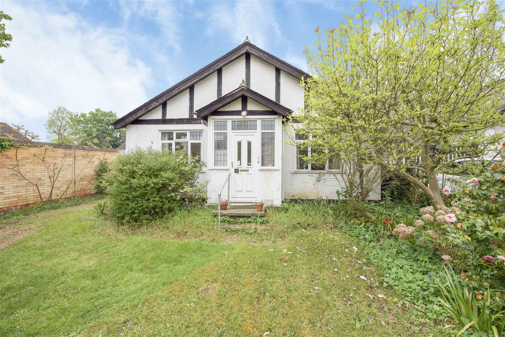 3 bed detached bungalow for sale in Clewer Hill Road, Windsor SL4 Zoopla