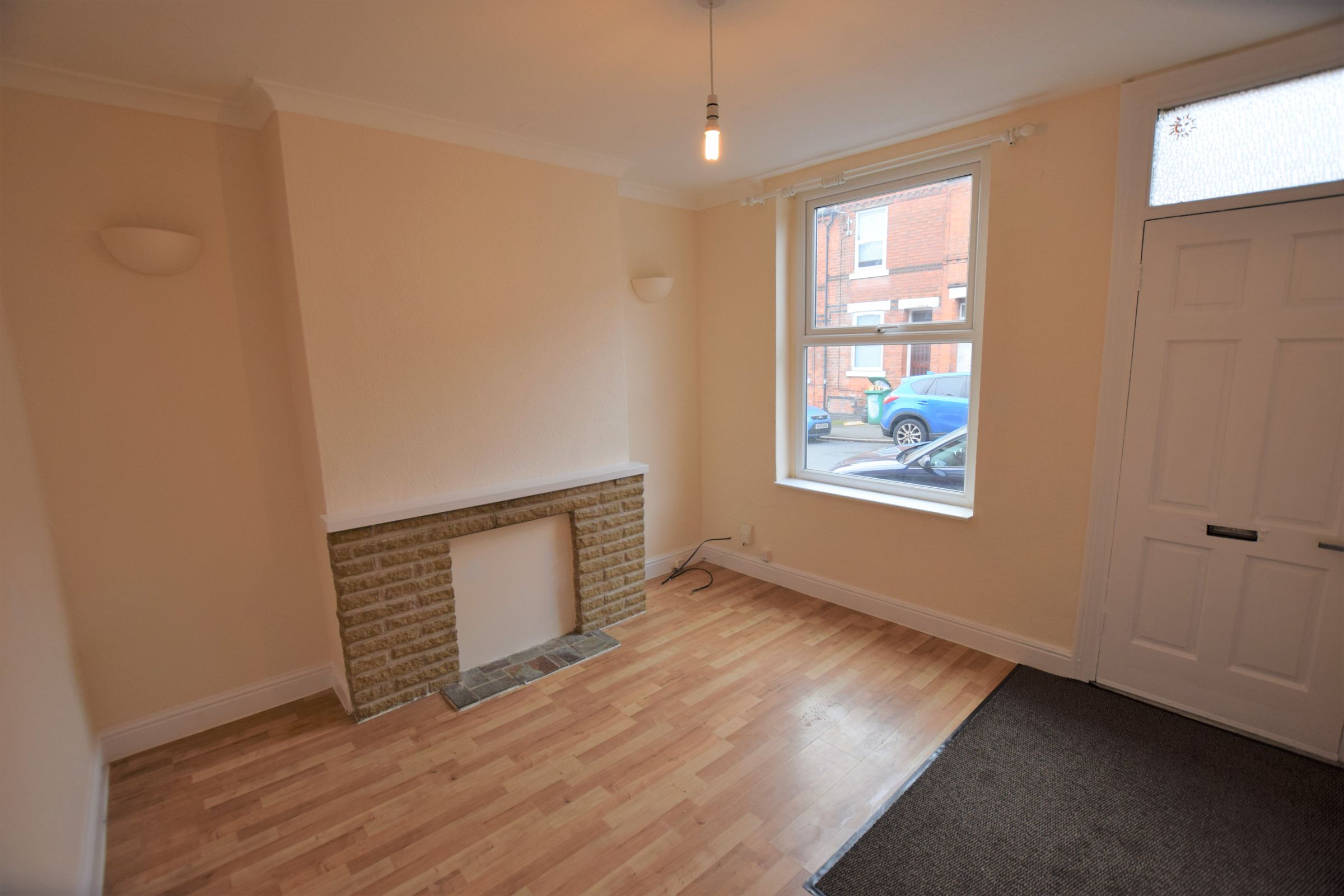 2 bed terraced house to rent in Loughborough Avenue, Sneinton