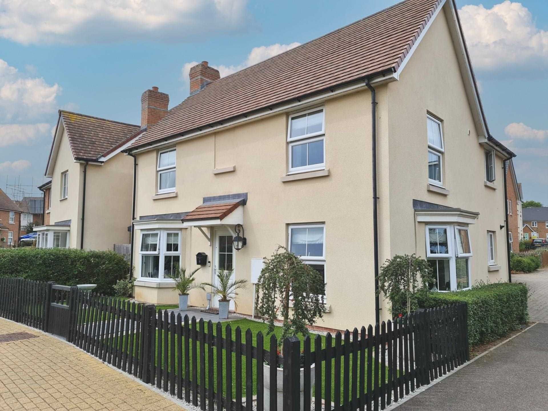 4 bed detached house for sale in Holm Oak Walk, Sholden CT14 Zoopla
