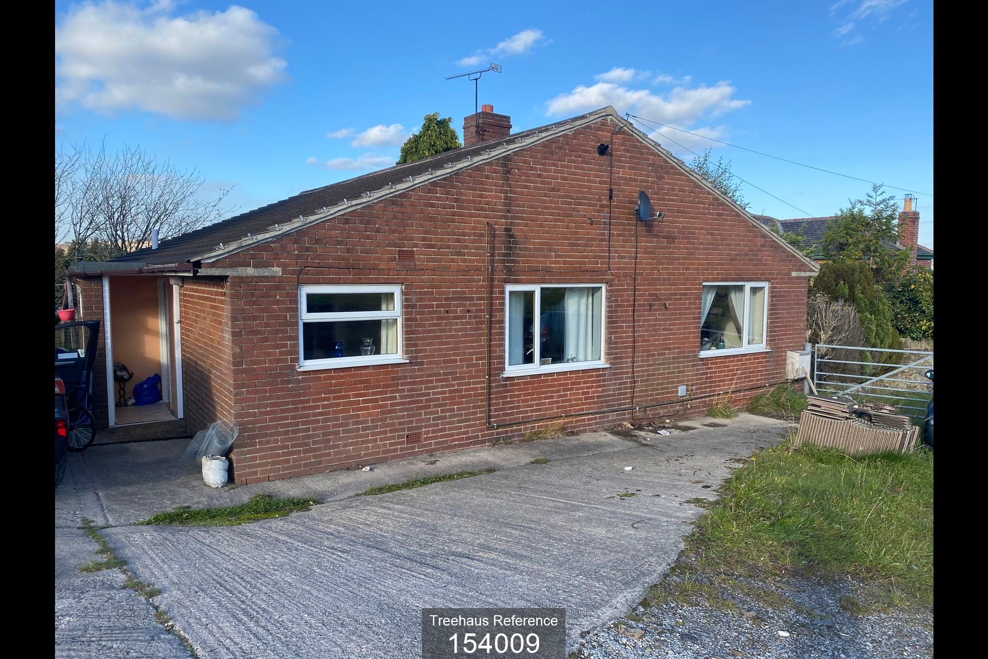 4 bed bungalow to rent in Syke House Lane, Dungworth, Bradfield