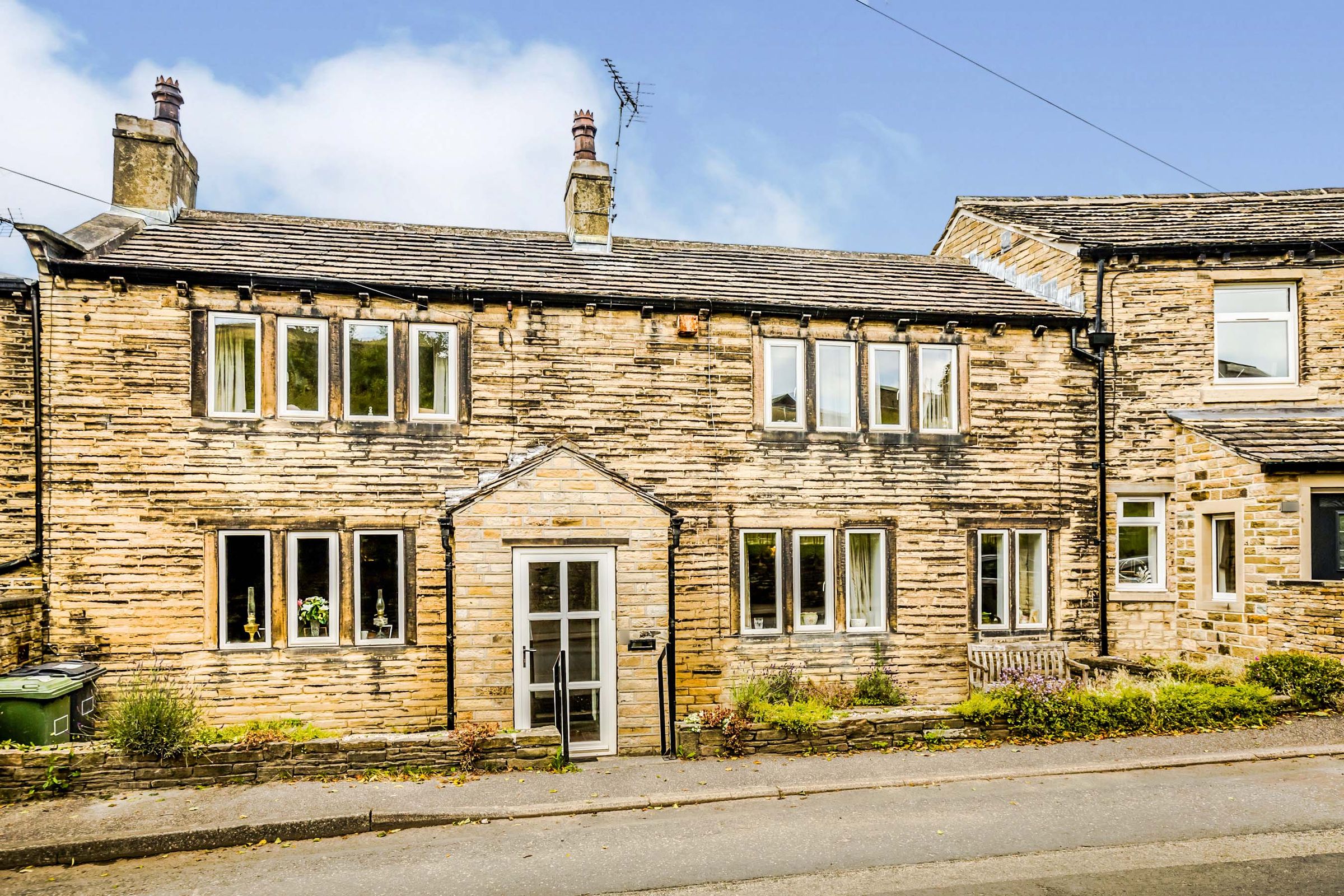 Lascelles Hall Road, Lascelles Hall, Huddersfield, West Yorkshire HD5  