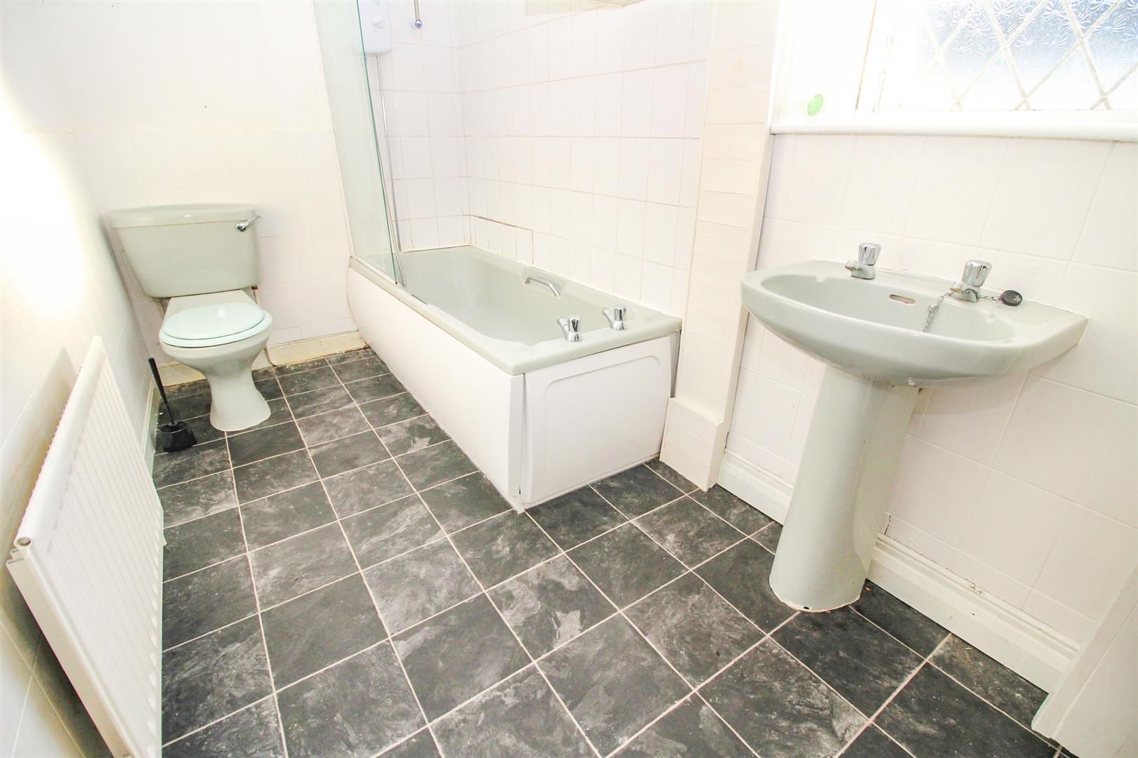 1 bed terraced house for sale in Idle Road, Five Lane Ends, Bradford