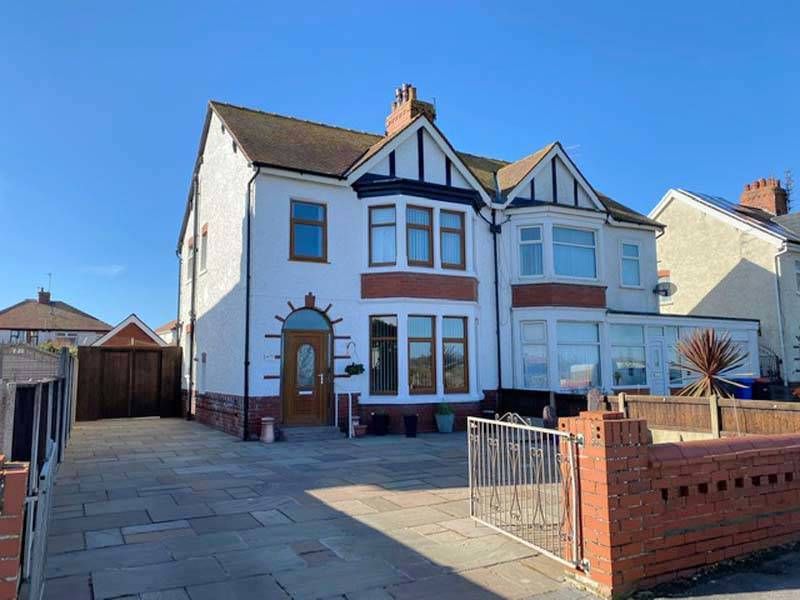 3 bed semidetached house for sale in Broadway, ThorntonCleveleys FY5
