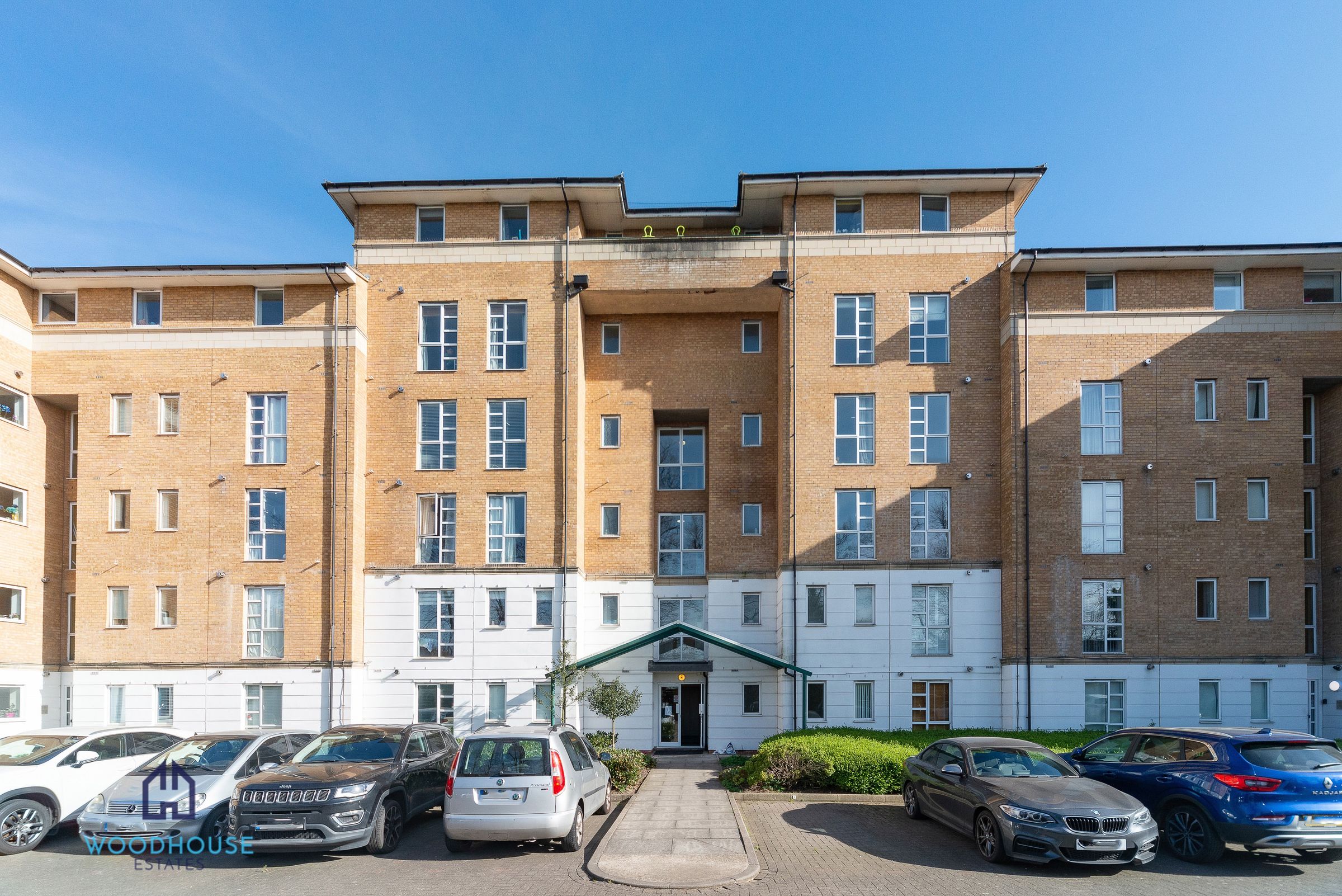 Yarlington Court, London N11  