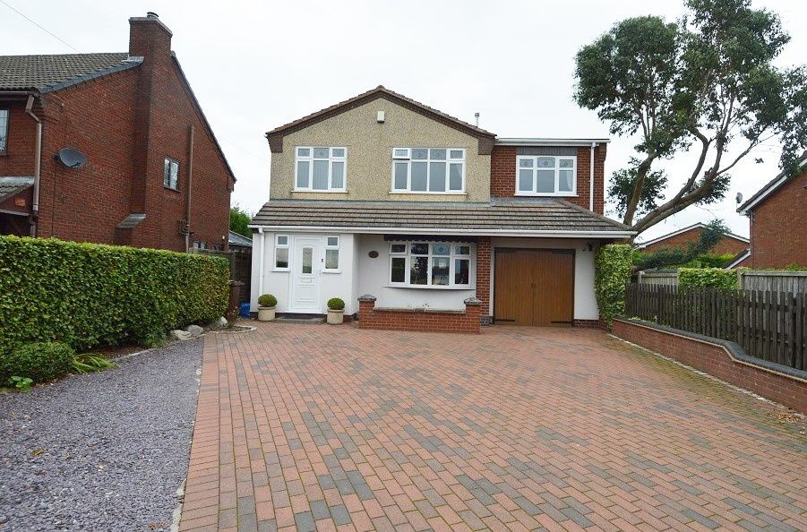 5 bed detached house for sale in Bradbury Lane, Hednesford, Cannock
