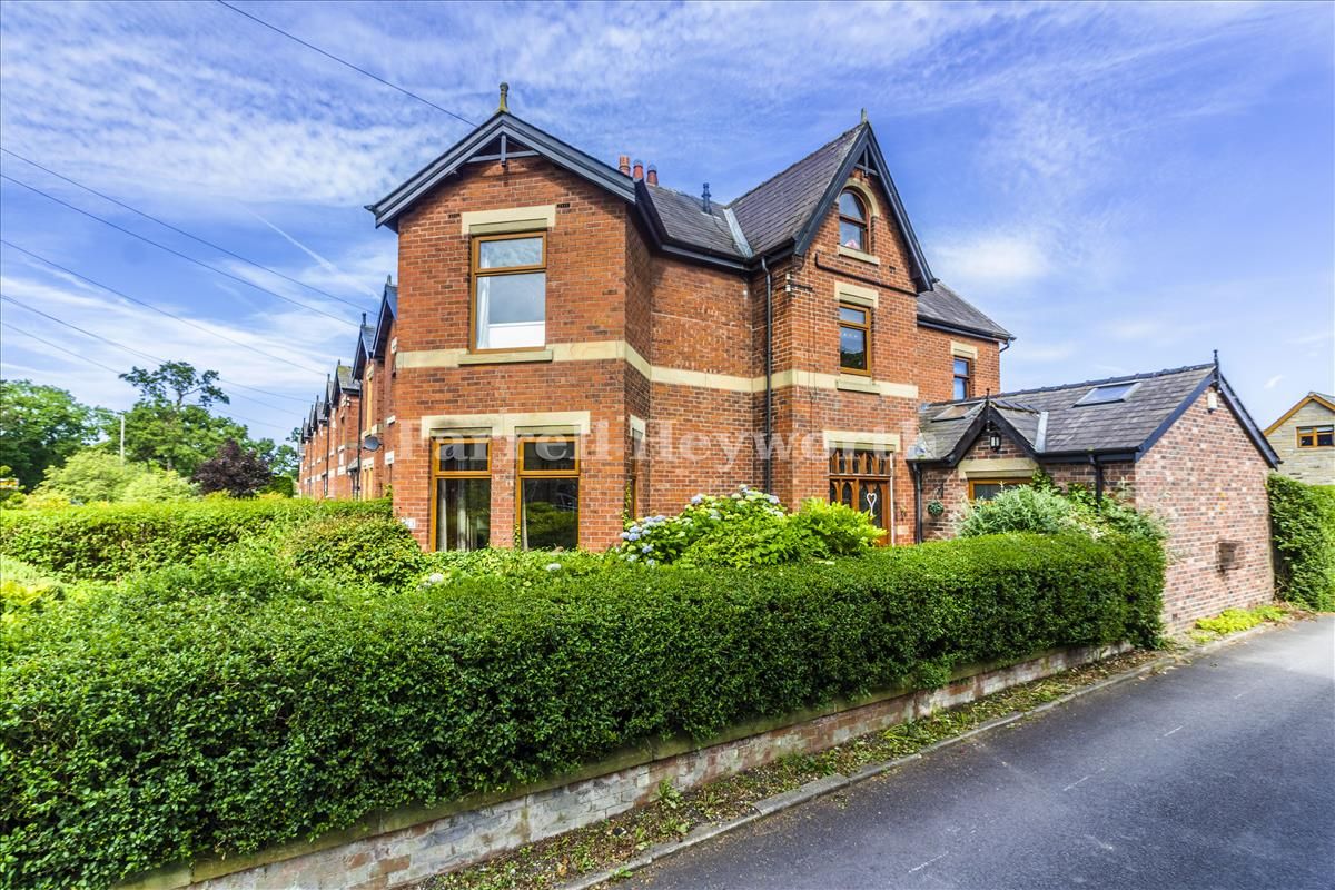 4 bed property for sale in Preston Road, Preston PR2 Zoopla