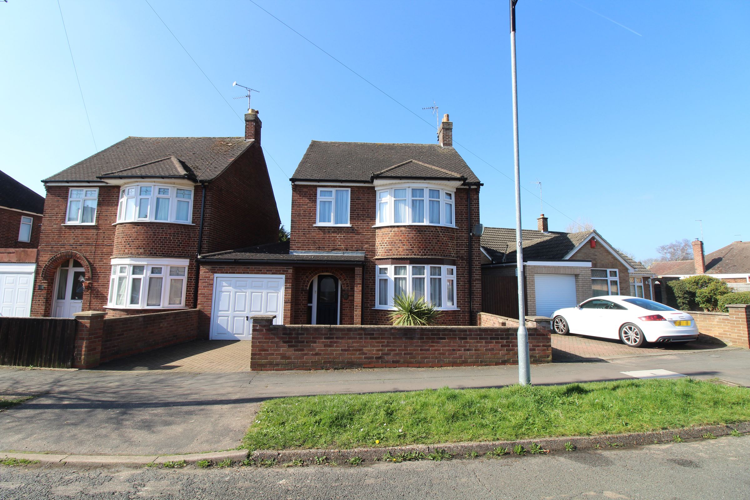 4 bed detached house for sale in Queens Road, Fletton, Peterborough PE2