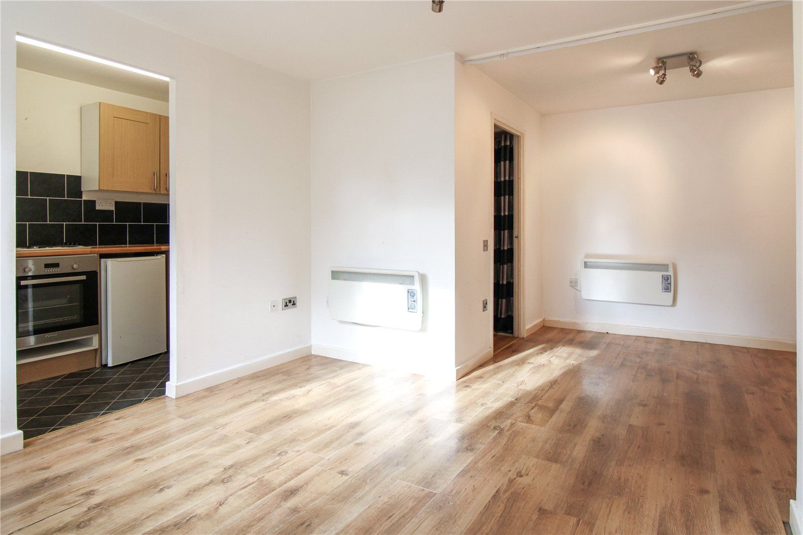 1 bed flat for sale in Carman Close, Stratone Village, Swindon SN3 Zoopla