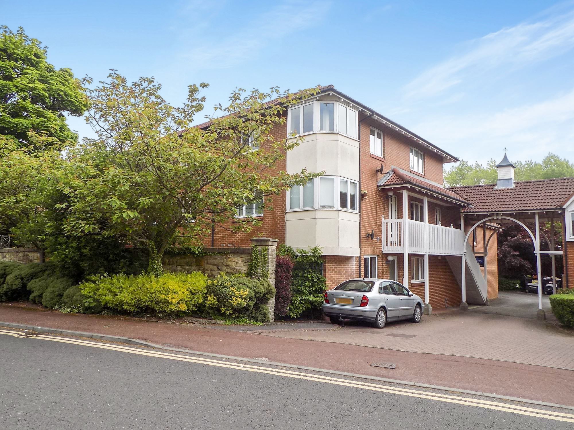 2 bed flat to rent in Marie Curie Drive, Elswick, Newcastle Upon Tyne