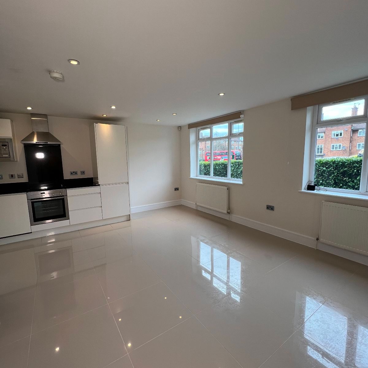 2 bed flat to rent in Watford Way, London NW7 Zoopla