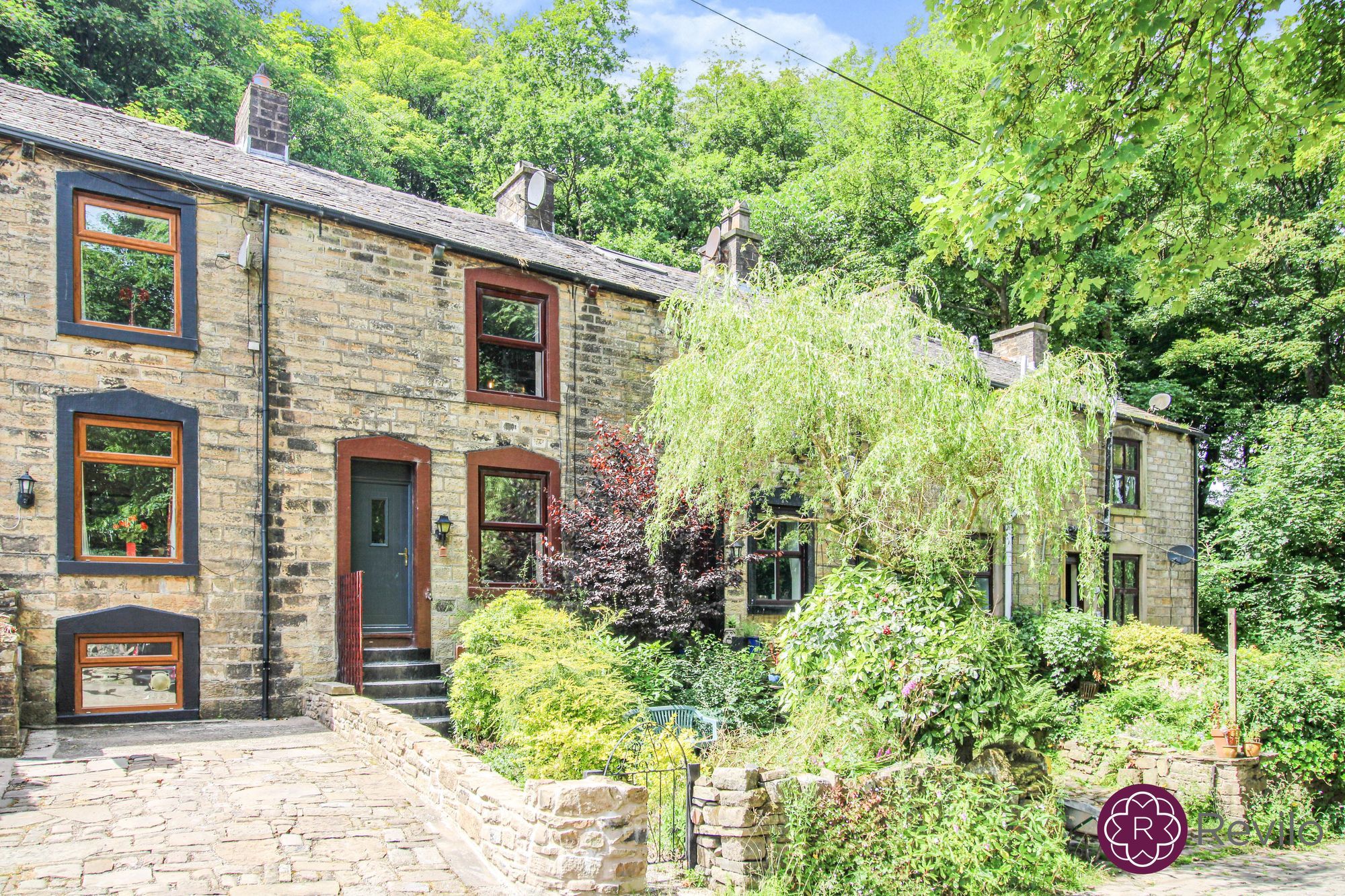 2 bed cottage to rent in Huddersfield Road, Newhey OL16 Zoopla