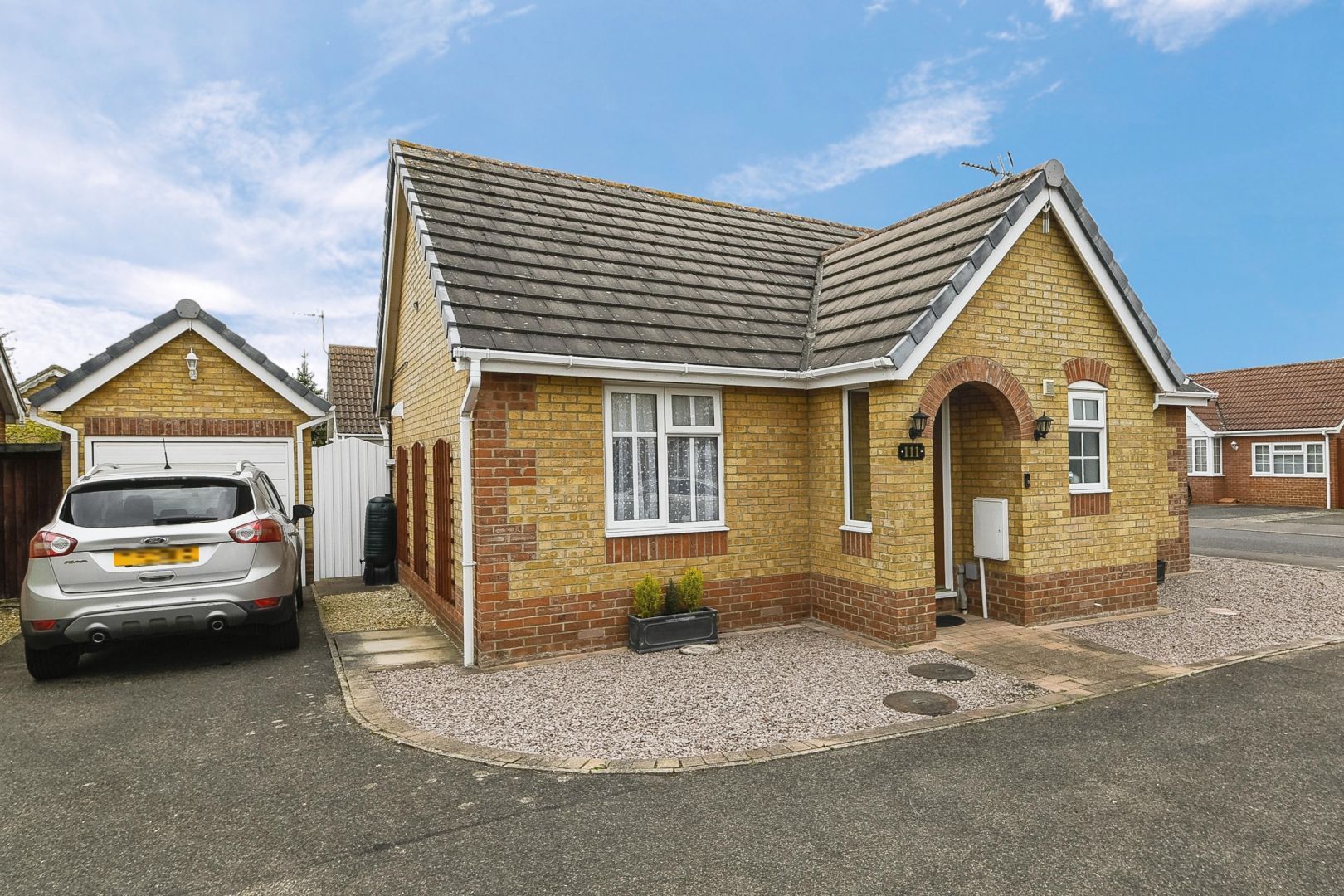 2 bed detached bungalow for sale in Malt Drive, Wisbech PE14 Zoopla
