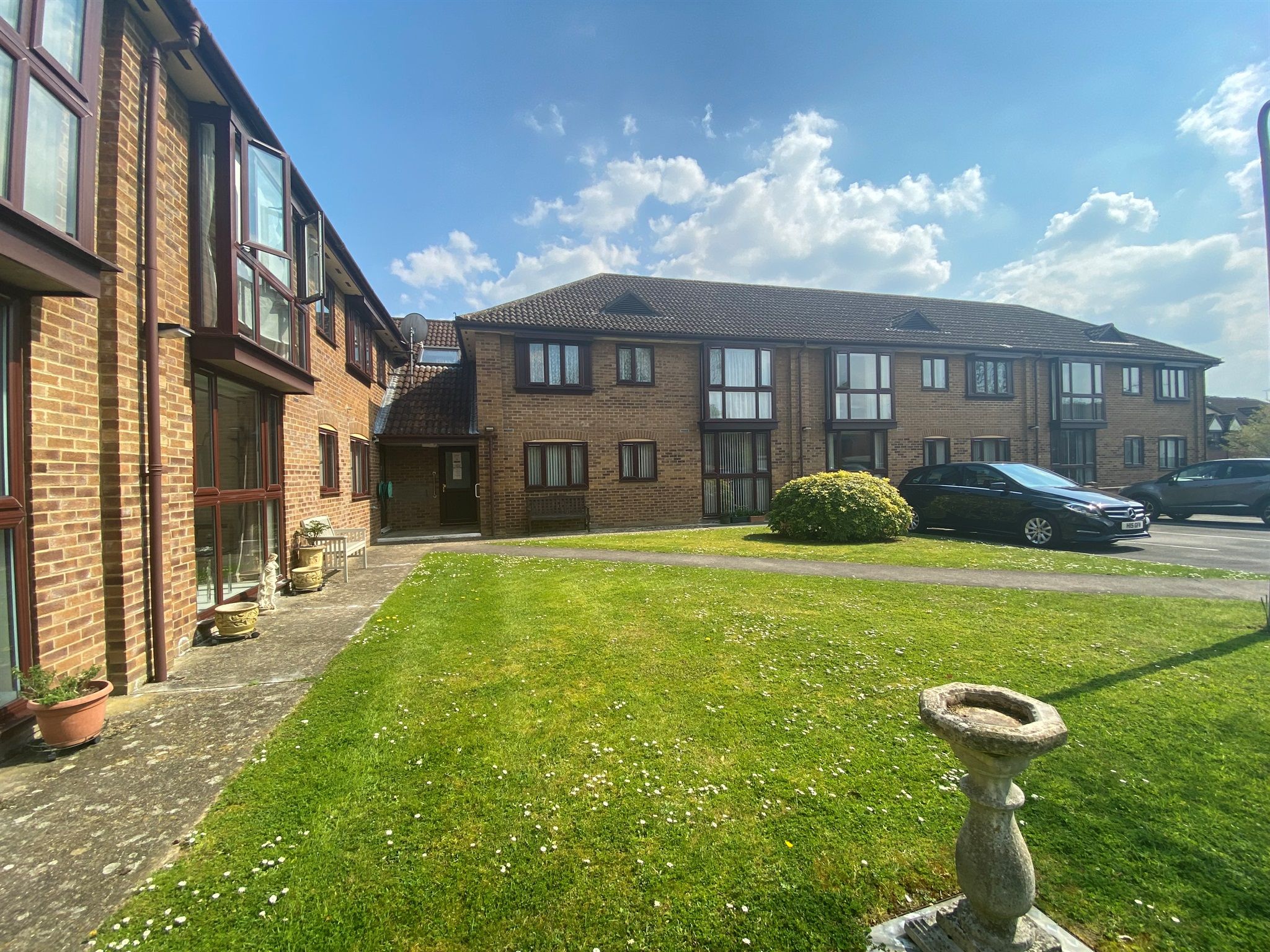 2 bed flat for sale in London Road, Amesbury, Salisbury SP4 Zoopla