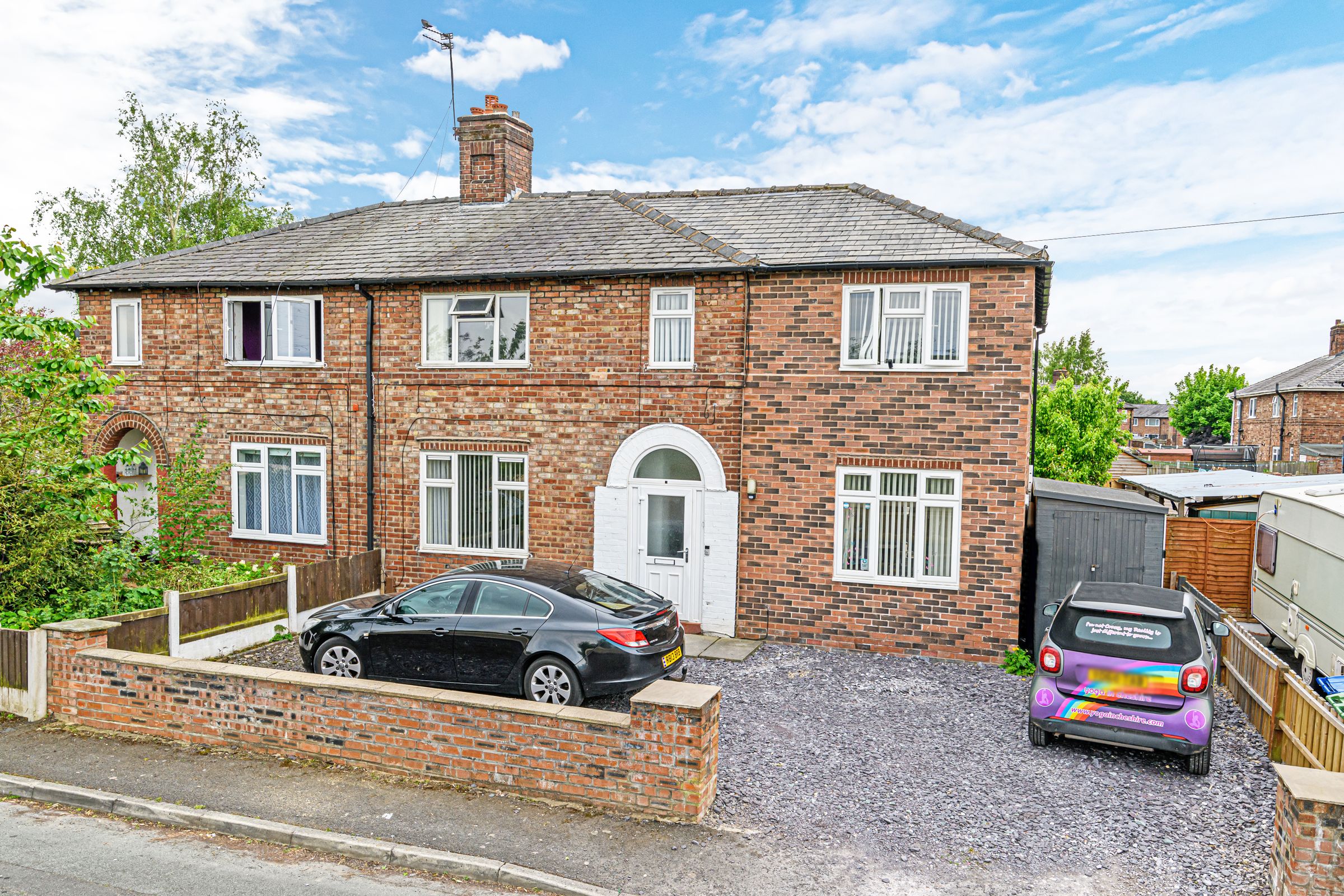 4 bed semidetached house for sale in Mersey Walk, Latchford