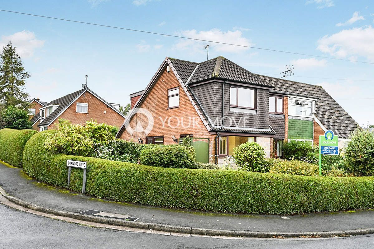 3 bed semidetached house for sale in Pinewood, Blackburn, Lancashire