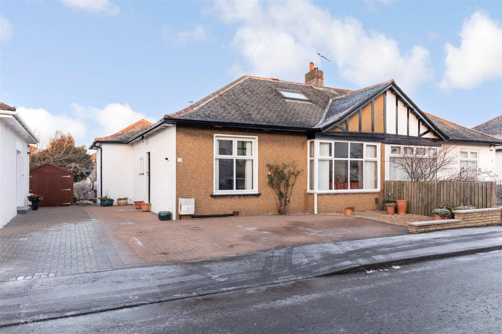 3 bed bungalow for sale in Kingsknowe Drive, Rutherglen, Glasgow, South