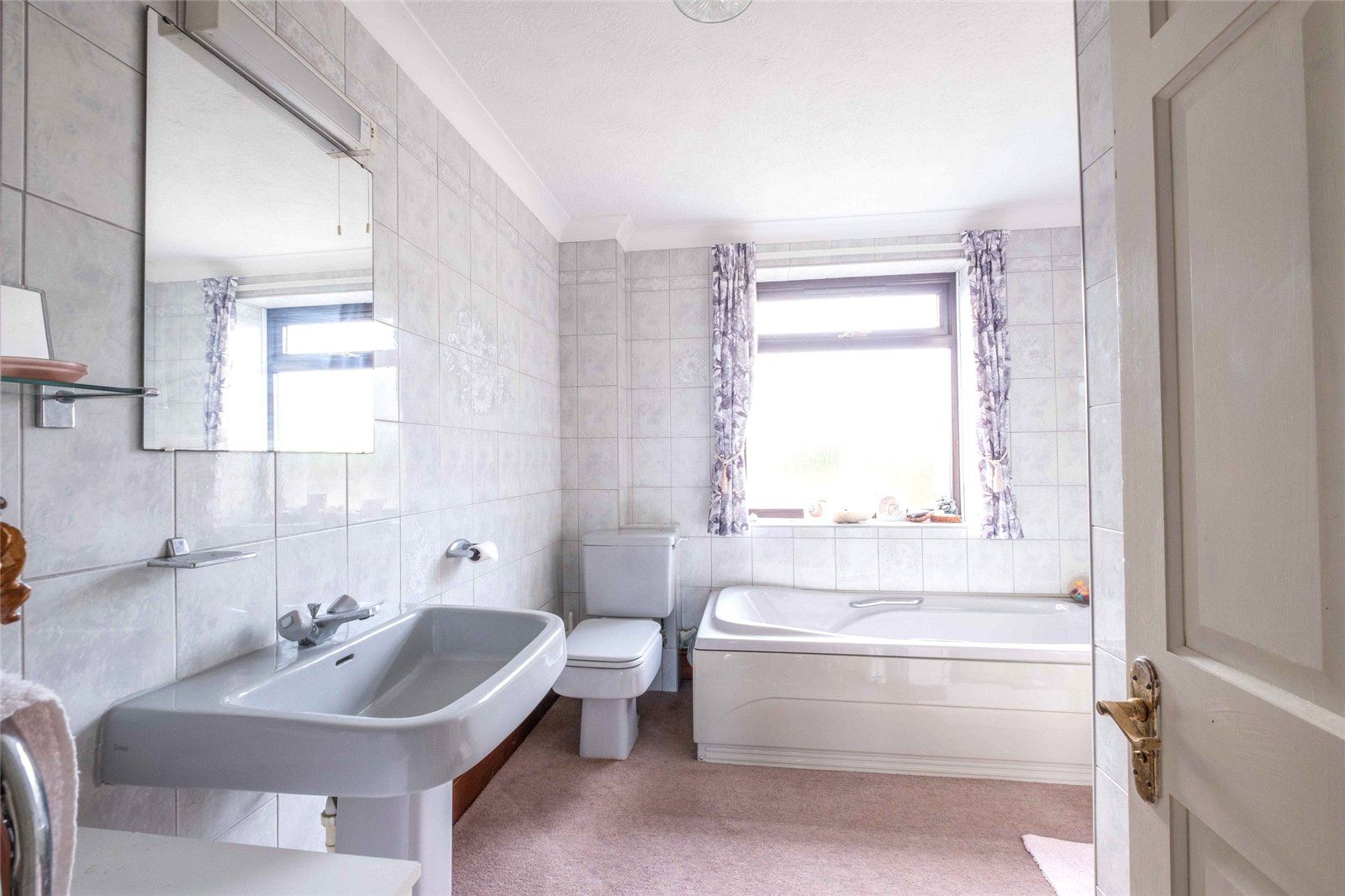 4 bed detached house for sale in East Beach Road, Selsey, Chichester, West Sussex PO20 Zoopla