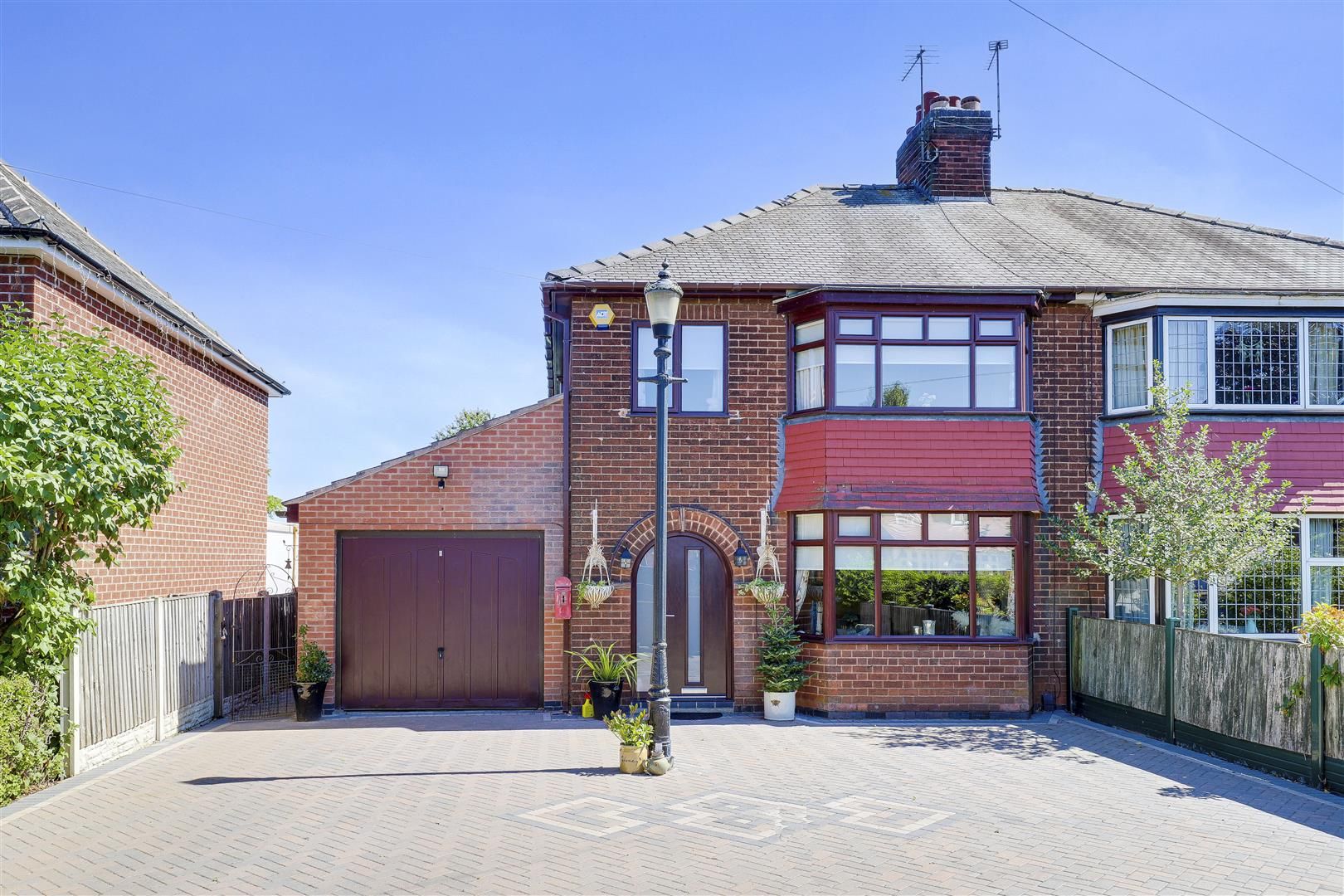 3 bed semidetached house for sale in Papplewick Lane, Hucknall