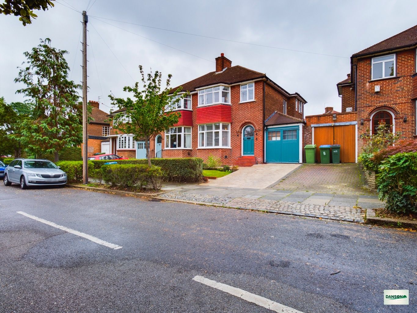 3 bed semidetached house for sale in Ashridge Crescent, London SE18