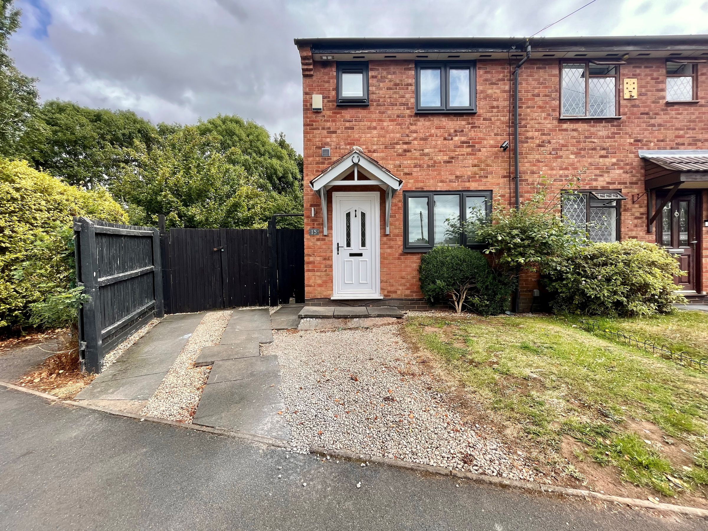 2 bed semidetached house to rent in Vintage Close, Birmingham B34 Zoopla