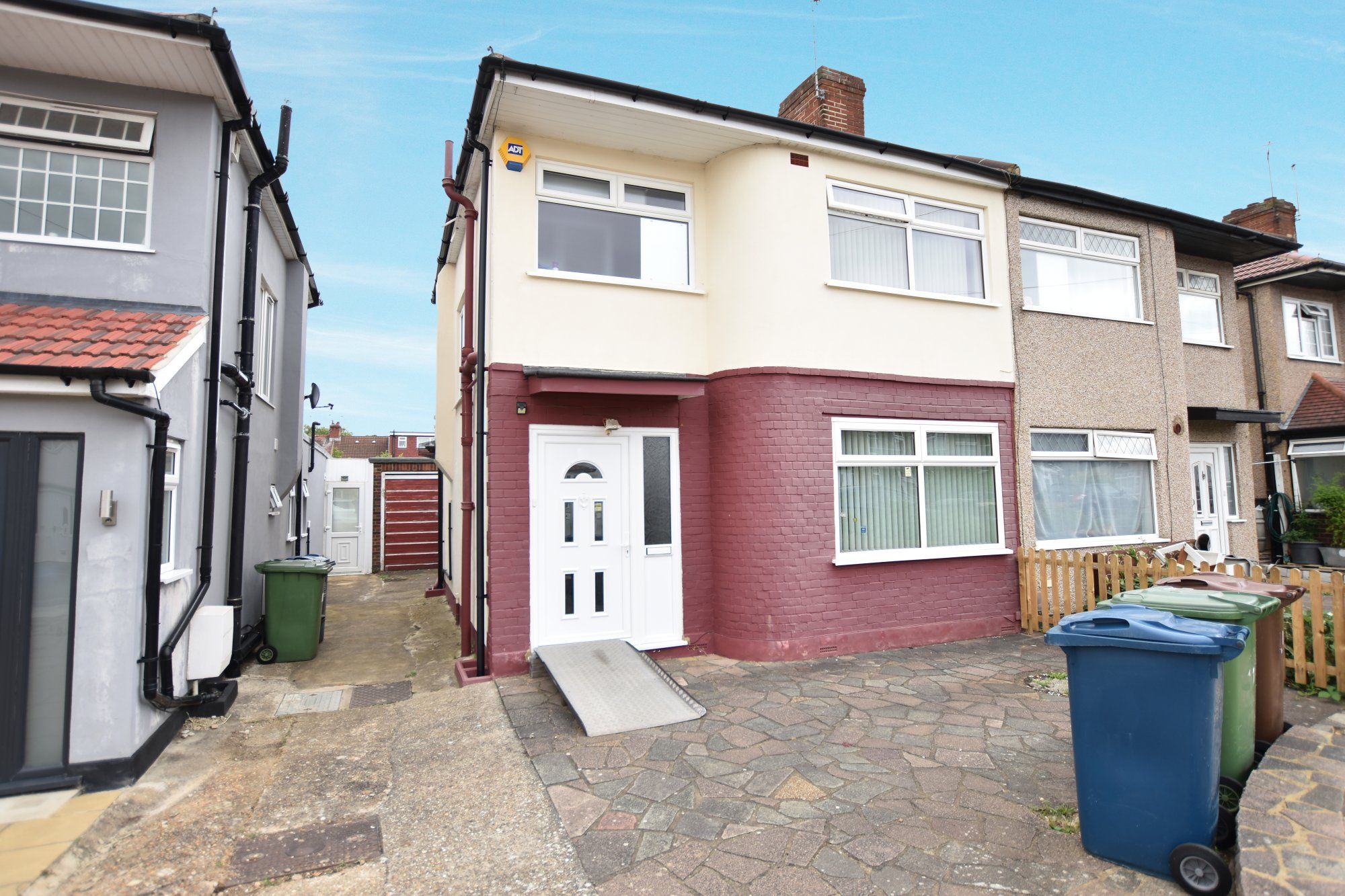 3 bed semidetached house for sale in Warwick Avenue, Harrow HA2 Zoopla