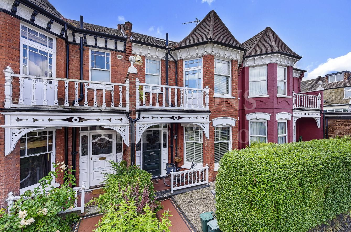 4 bed terraced house for sale in Dewsbury Road, London NW10 Zoopla