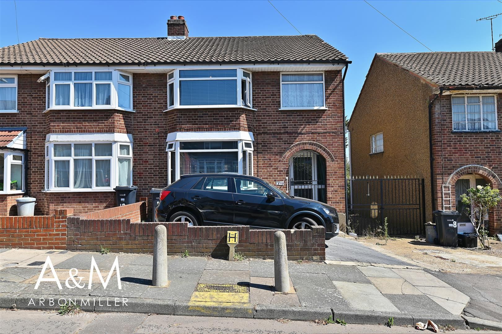 3 bed semidetached house for sale in Copthorne Avenue, Ilford IG6 Zoopla