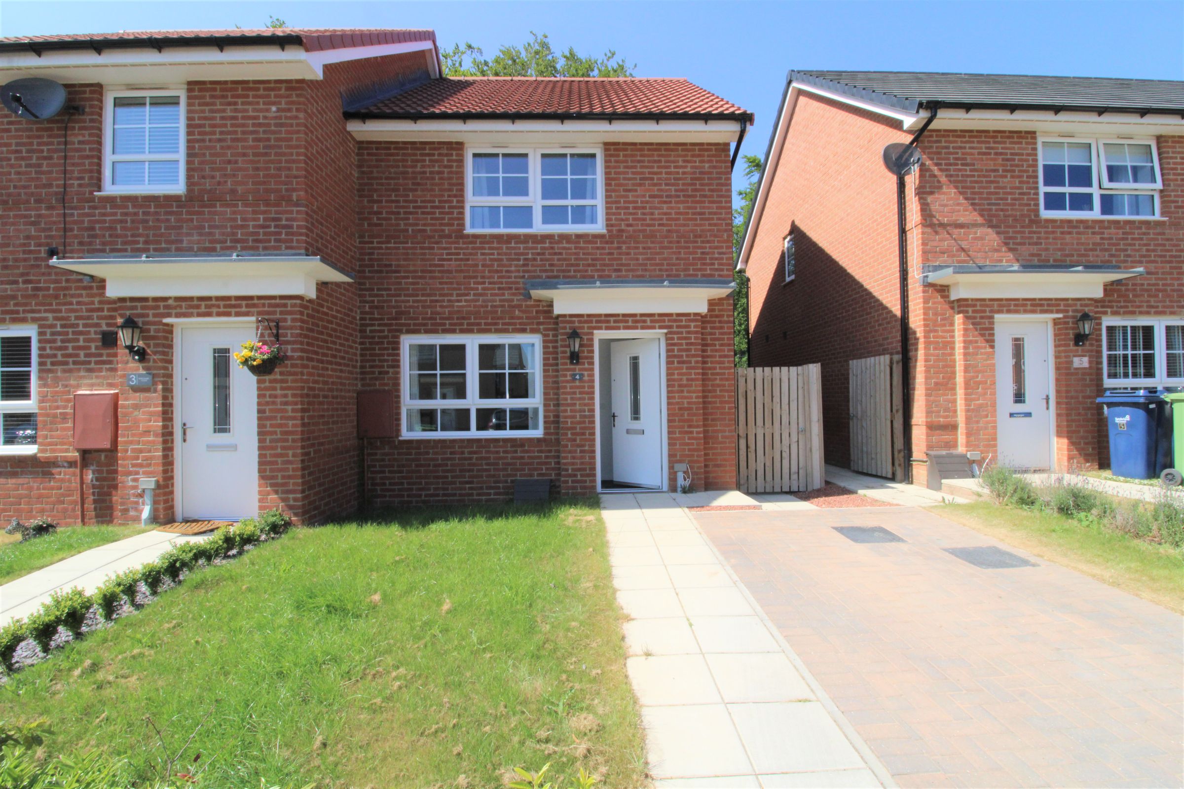 2 bed semidetached house for sale in Close, Ryhope