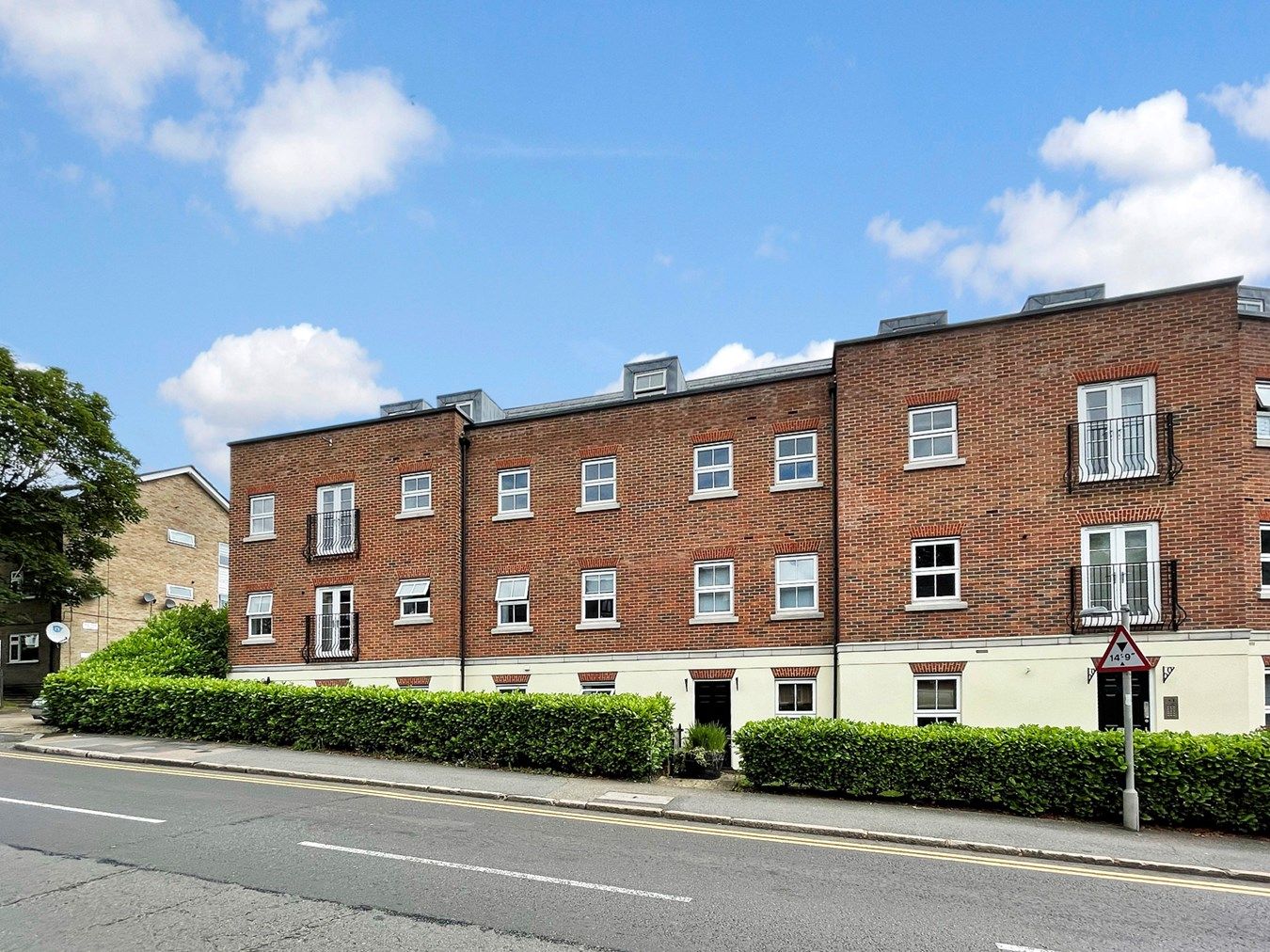 2 bed flat for sale in Station Approach, Amersham HP6 Zoopla