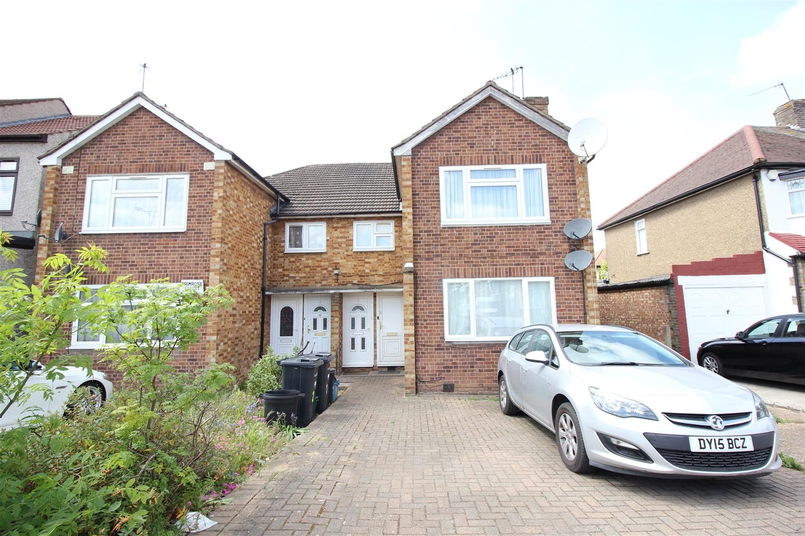 2 bed for sale in Barley Lane, Chadwell Heath, Romford IG3