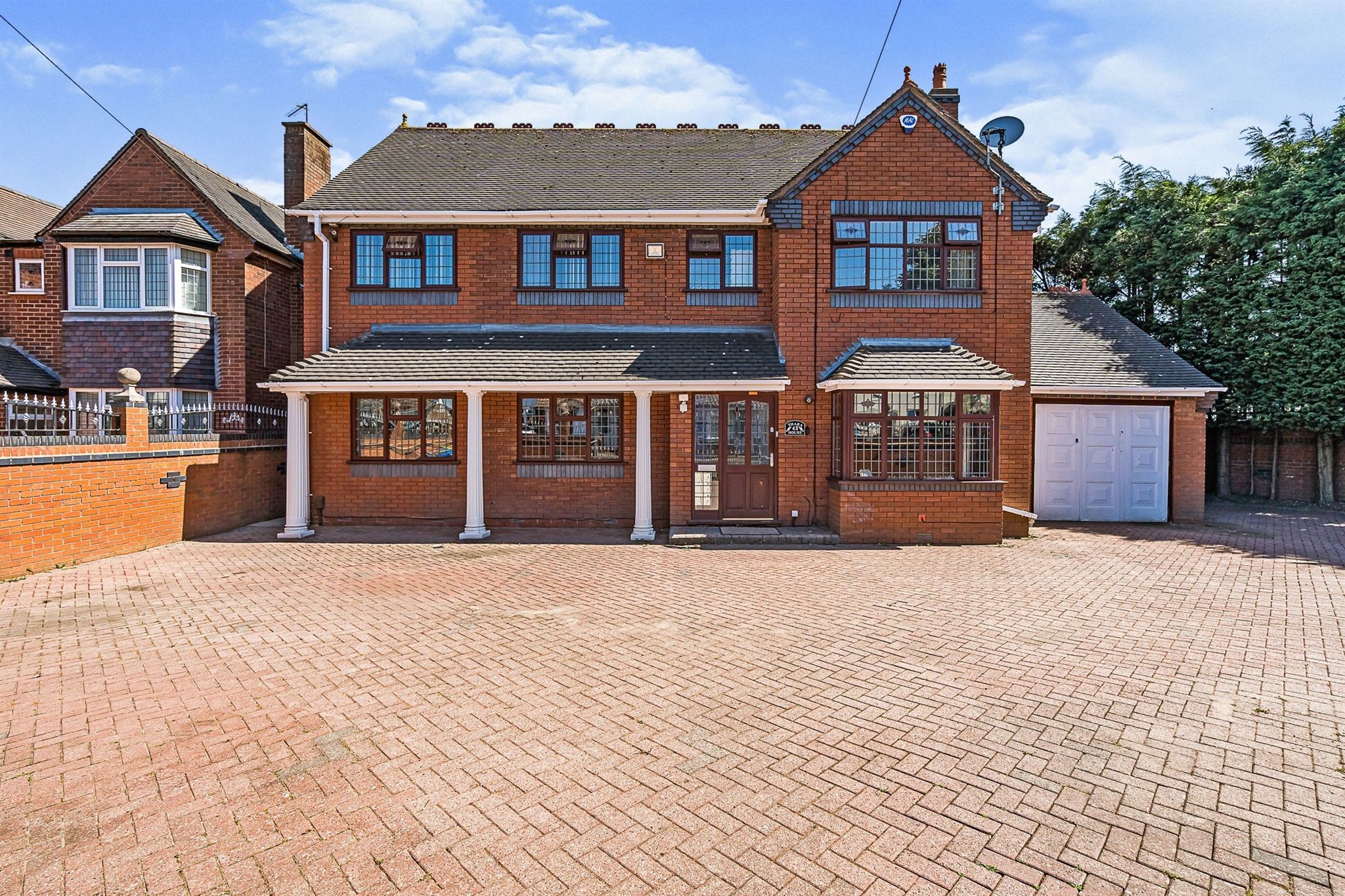 6 bed detached house for sale in Castle Road, Tipton DY4 Zoopla