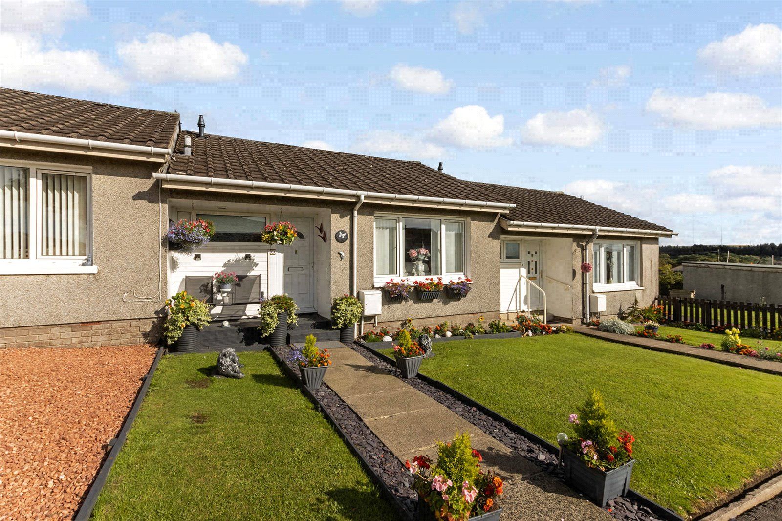 1 bed terraced house for sale in Lorraine Road, Caldercruix, Airdrie ML6 Zoopla