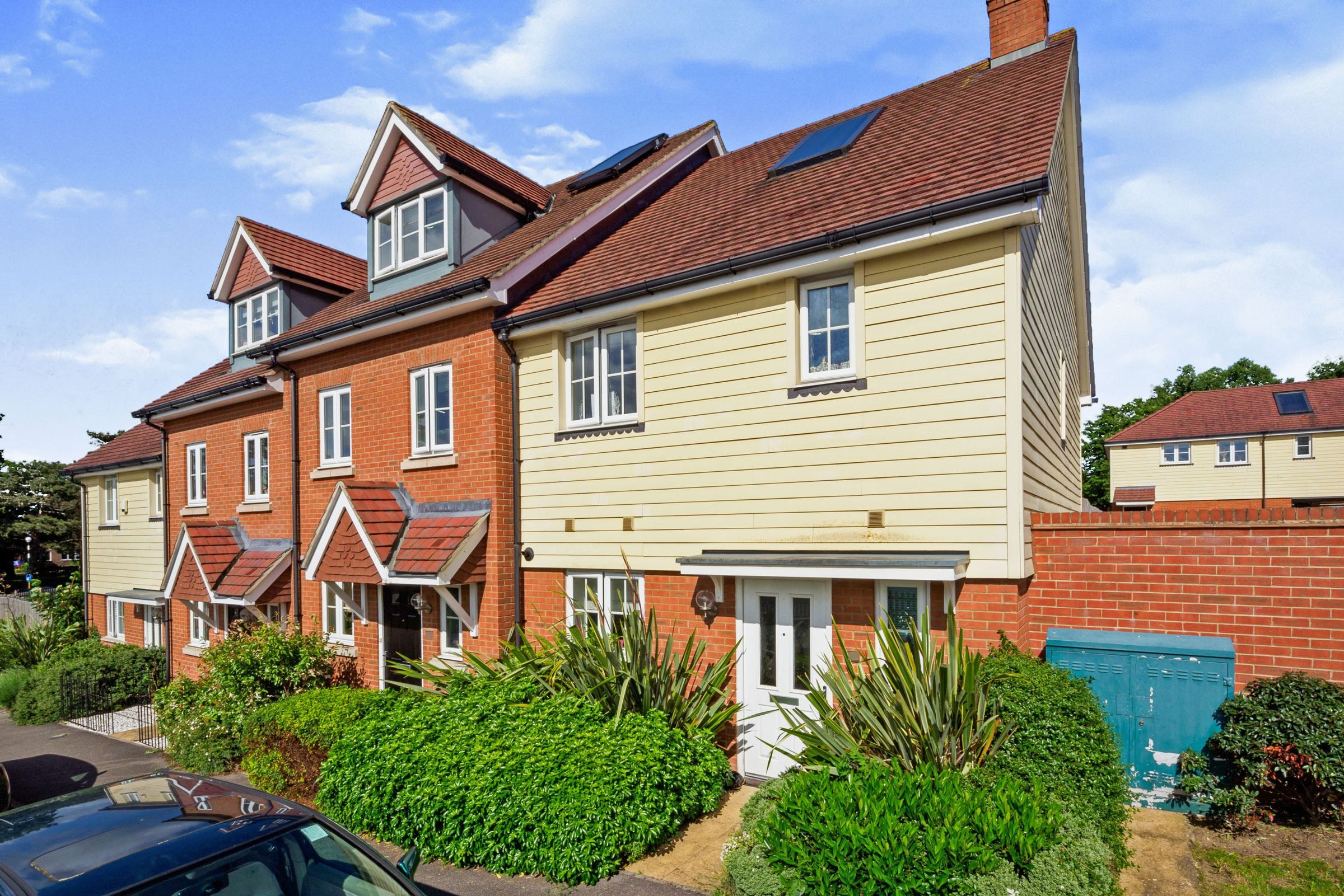 3 bed end terrace house for sale in Dame Kelly Holmes Way, Tonbridge