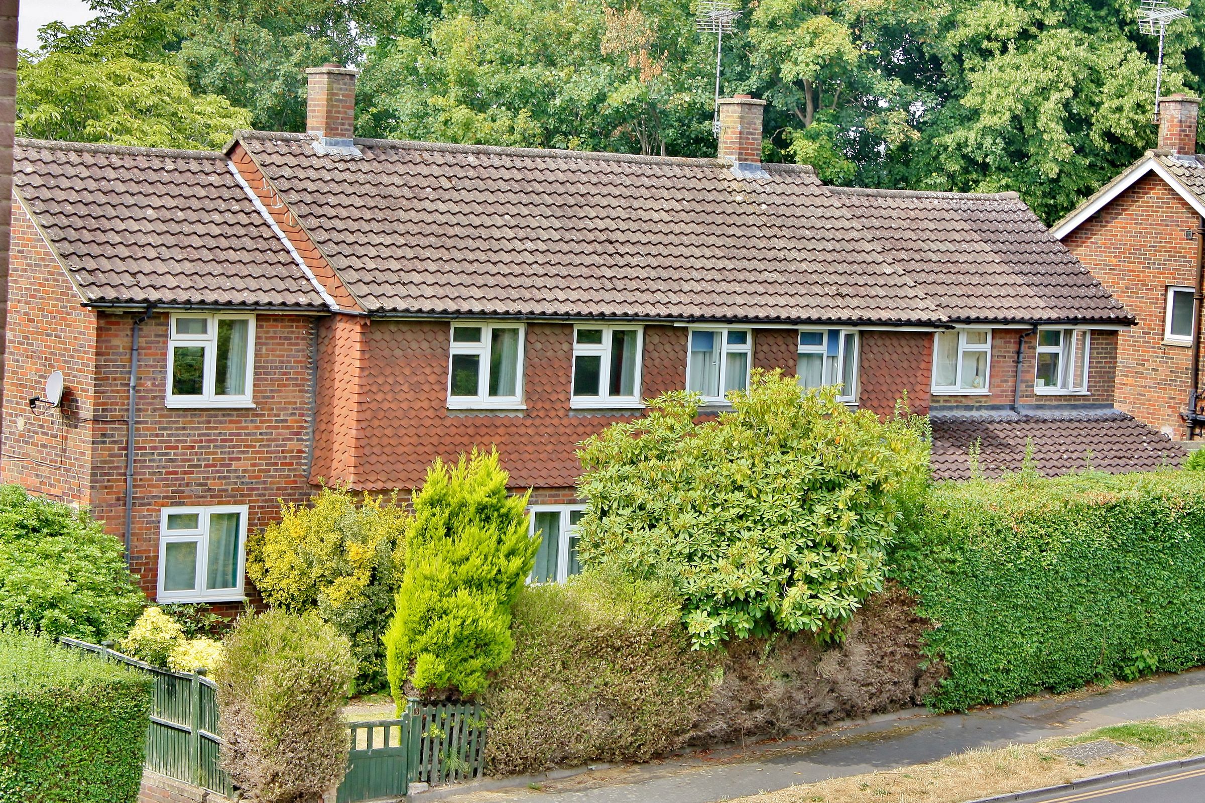 3-bed-semi-detached-house-for-sale-in-pares-close-horsell-woking-gu21
