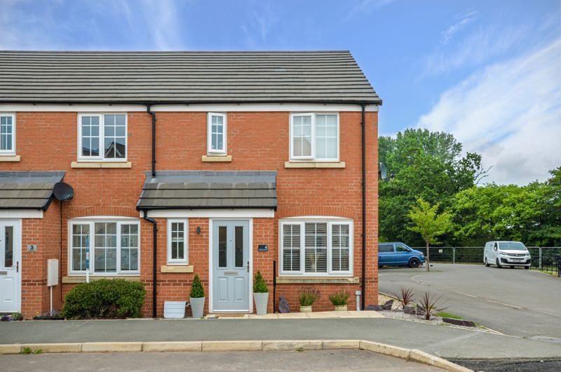 3 bed end terrace house for sale in 4 Marshfern Place, Shavington