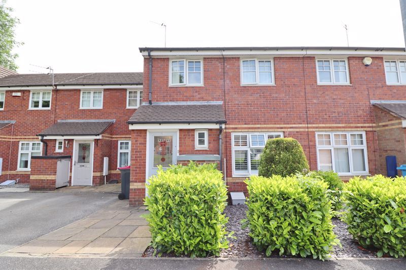 3 bed mews house for sale in Hallview Way, Worsley, Manchester M28 Zoopla
