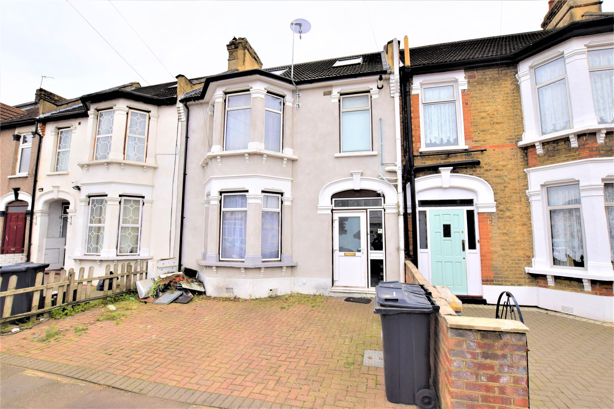 5 bed terraced house for sale in Natal Road, Ilford IG1 Zoopla