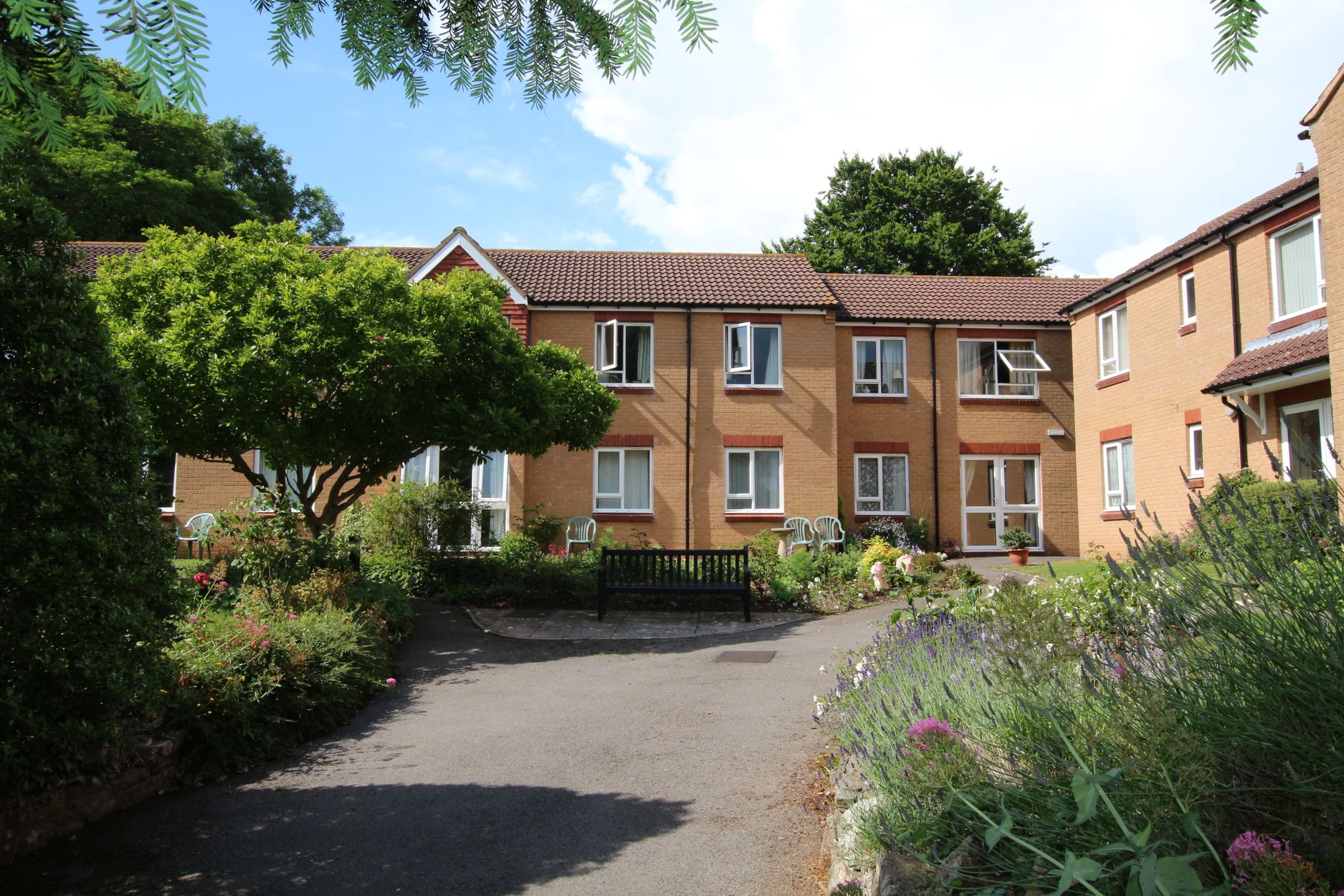 2 bed flat for sale in School Road, Wrington, Bristol BS40 Zoopla