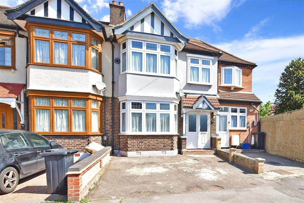 4 bed terraced house for sale in Primrose Avenue, Chadwell Heath, Essex