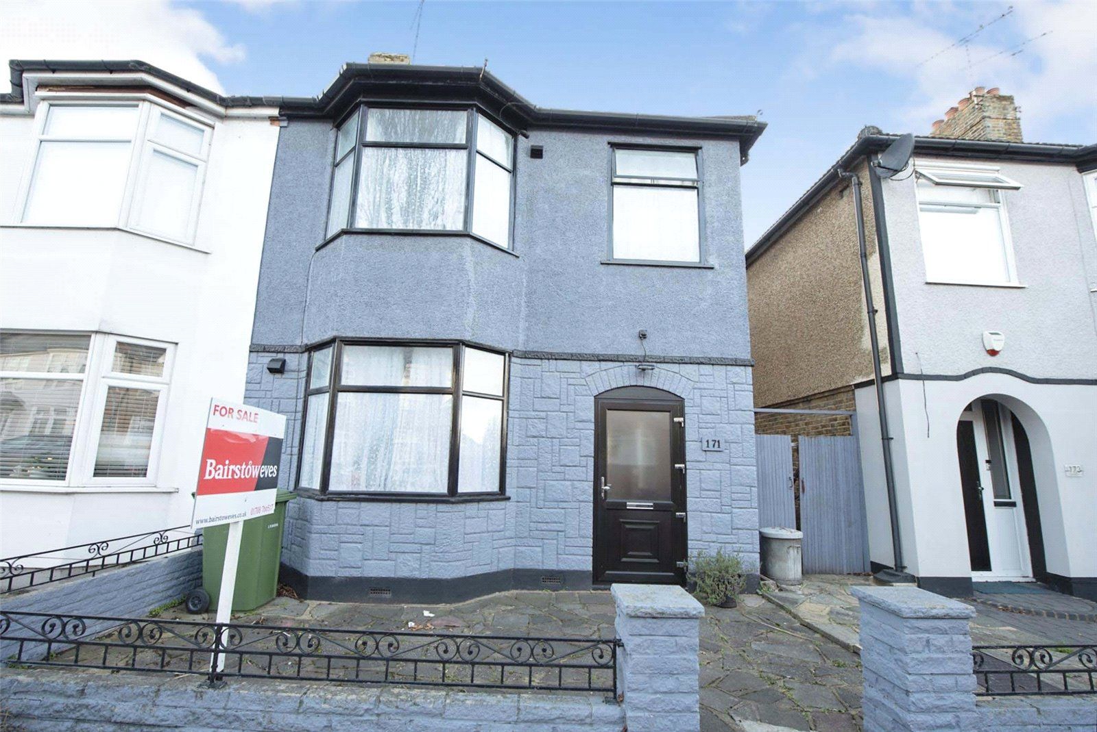 3 bed semidetached house for sale in Hainault Road, Romford RM5 Zoopla