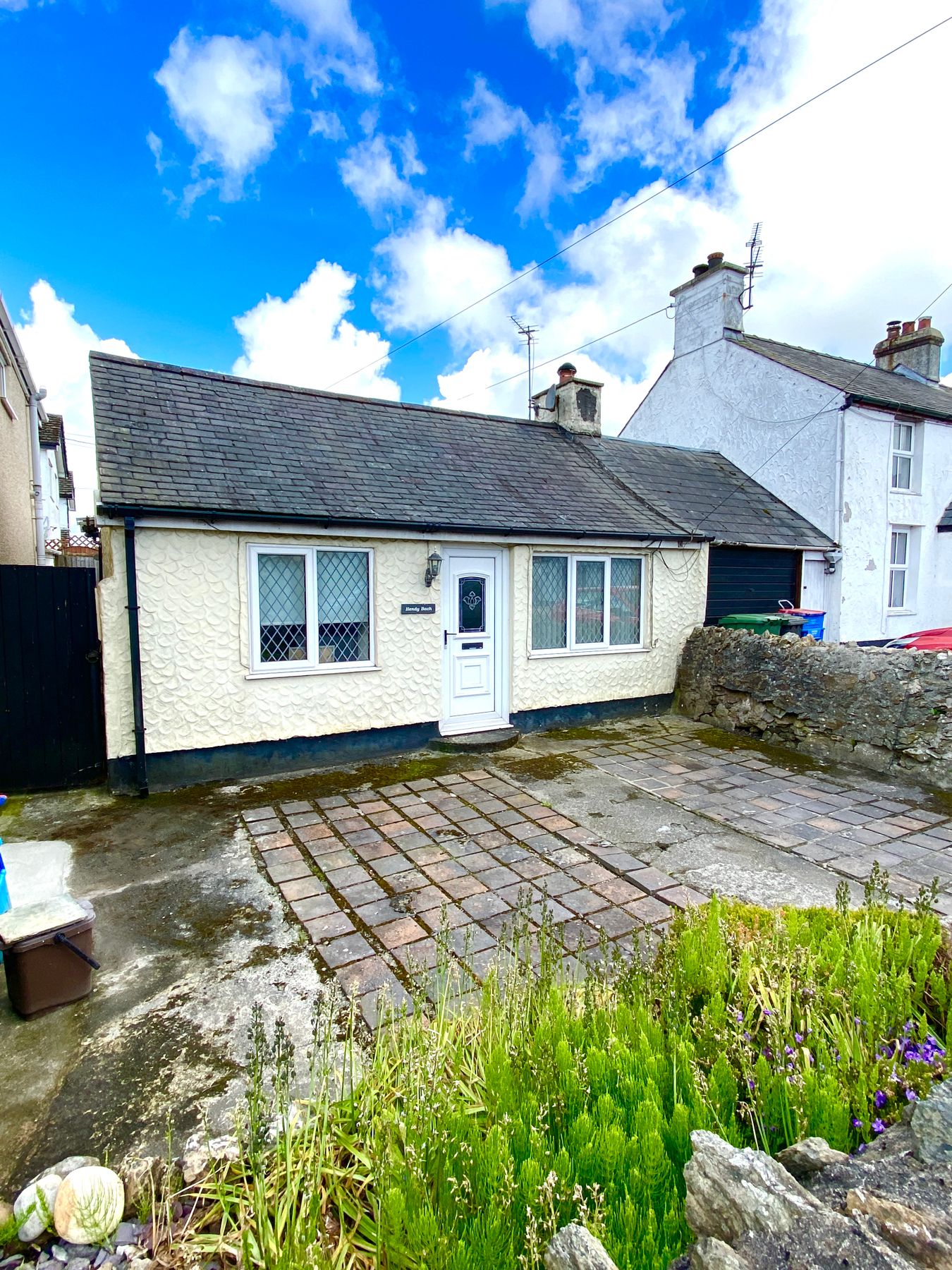 2 bed cottage for sale in Bodffordd, Llangefni LL77 Zoopla