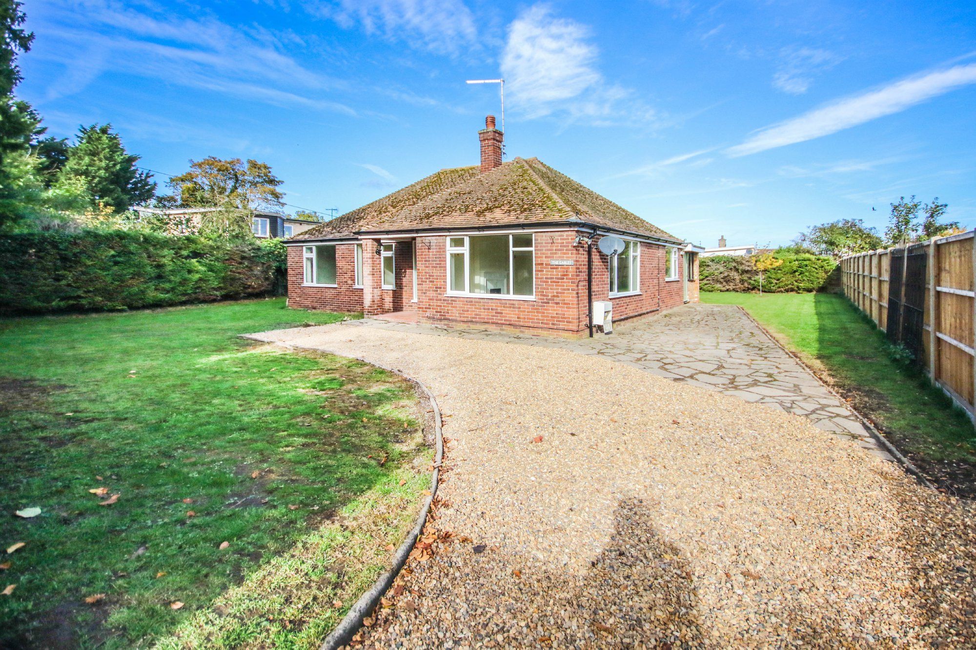 3 bed detached bungalow for sale in Queensway, Mildenhall, Bury St