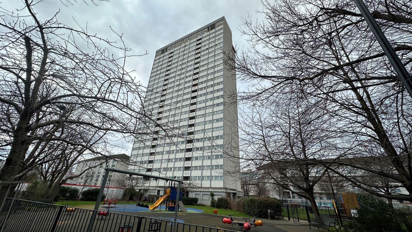 2 bed flat for sale in 107 Norland House, 9 Queensdale Crescent