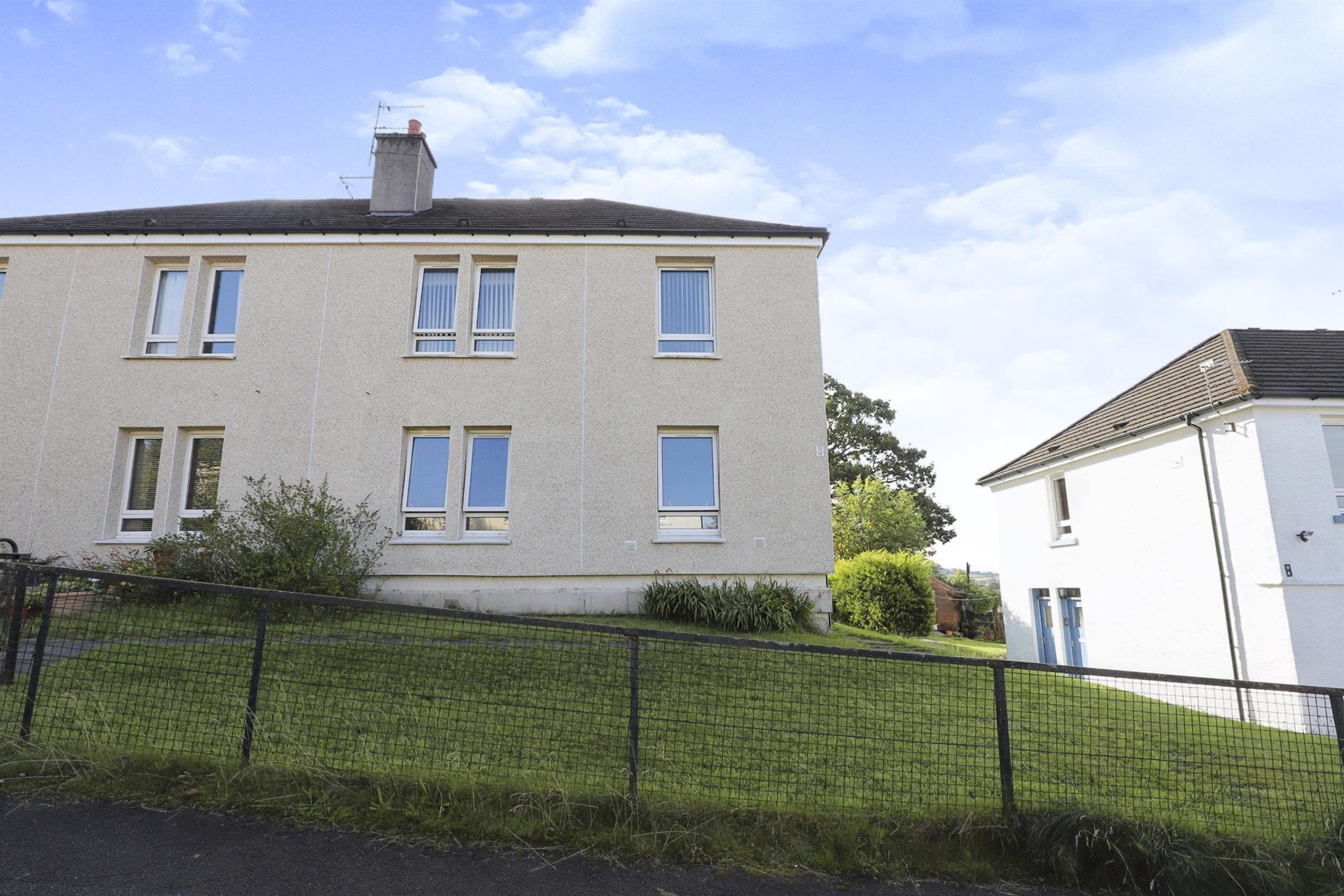 1 bed flat for sale in Calder Drive, Lochwinnoch PA12 Zoopla