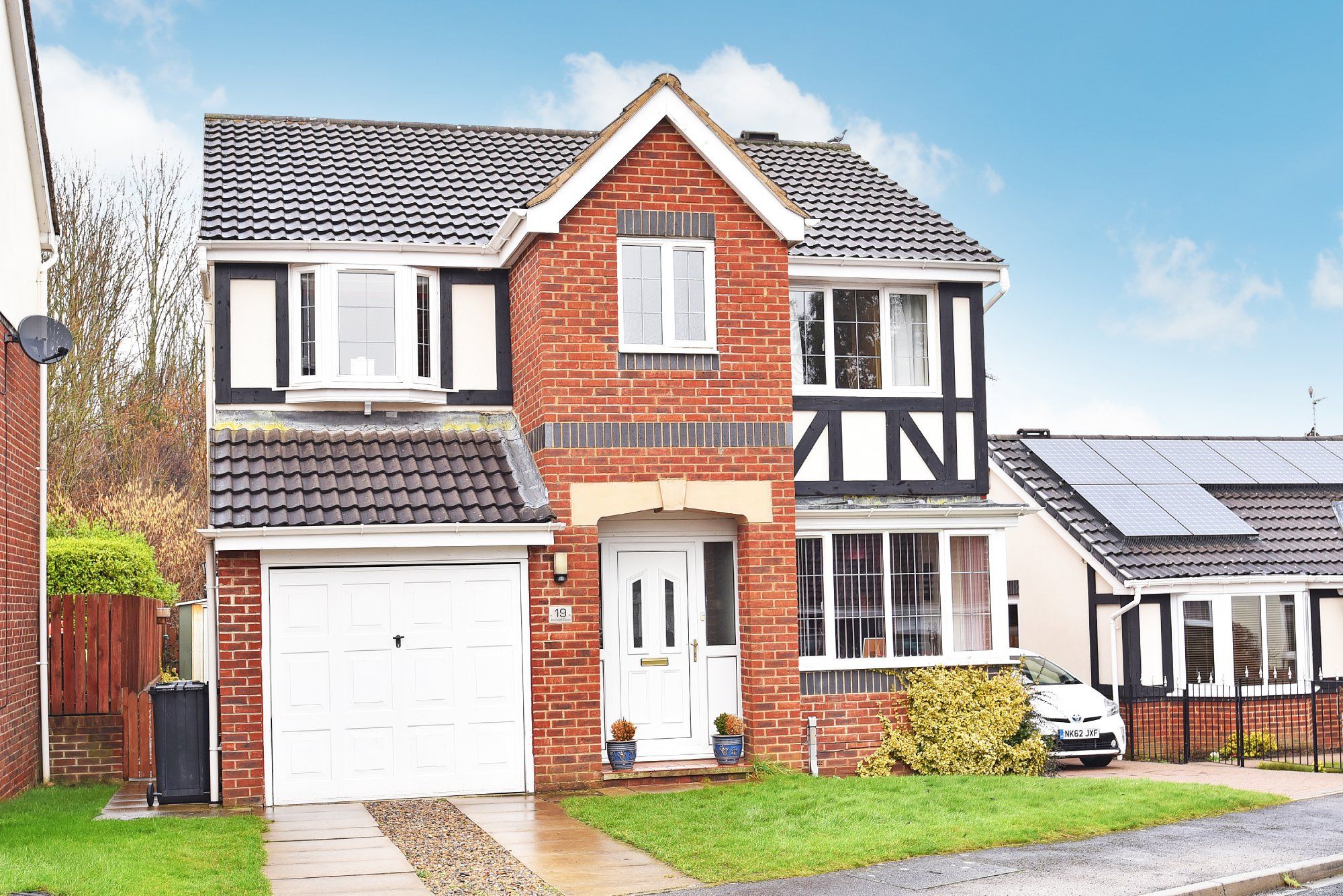 4 bed detached house for sale in Harebell Close, Killinghall, Harrogate