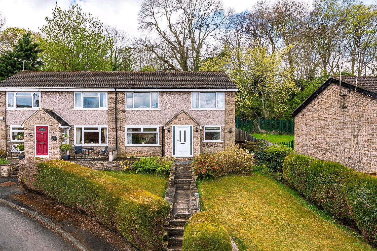 3 bed semidetached house for sale in Garth End, Collingham LS22 Zoopla