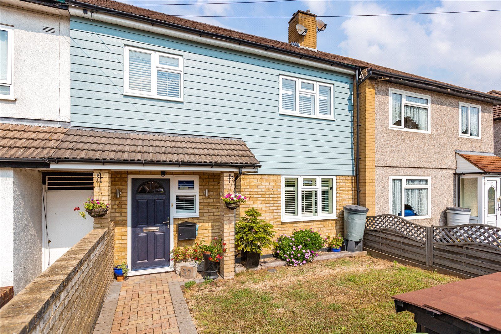 3 bed terraced house for sale in Newbury Close, Harold Hill RM3 Zoopla