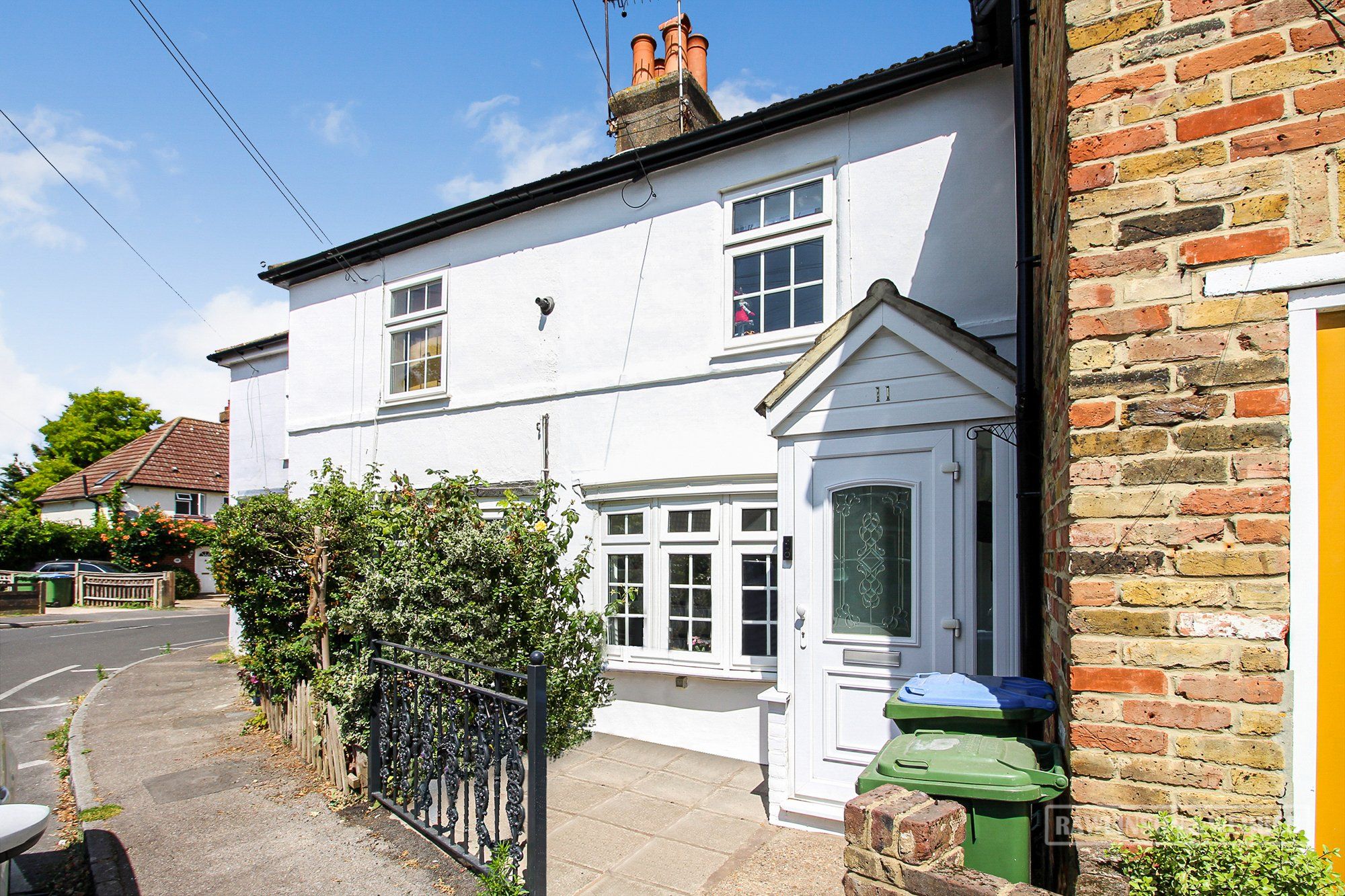 2 bed cottage for sale in Hurst Lane, East Molesey KT8 Zoopla