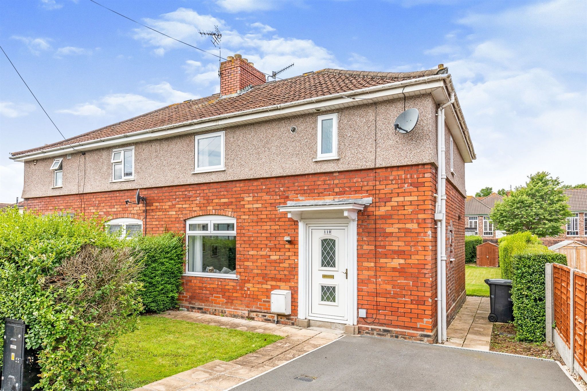 3 bed semidetached house for sale in Road,