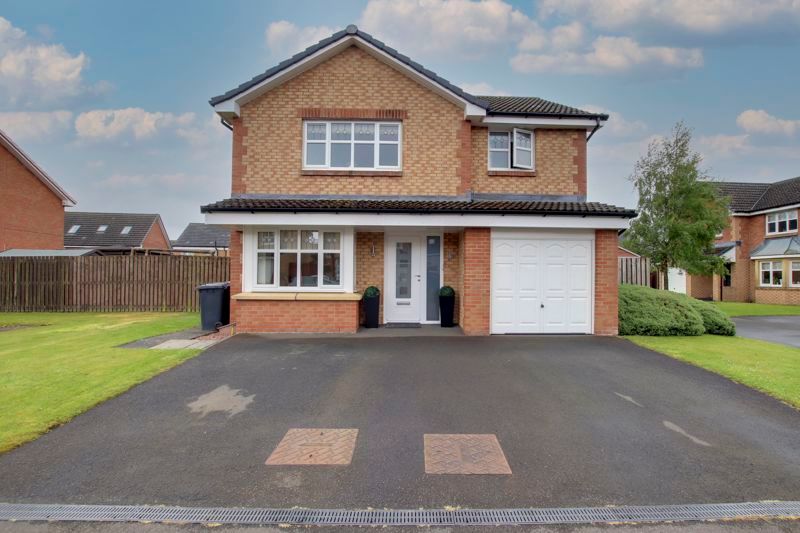 4 bed property for sale in Glen Isla Place, Carluke ML8 Zoopla